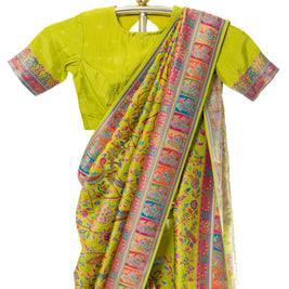 Green Munga Silk Saree With Matching Blouse