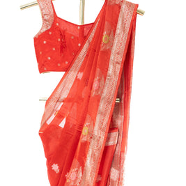 Red Semi-Wrinkle Crepe Silk Saree with Matching Blouse