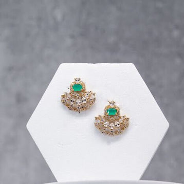 Elegant Green Stone Black Beads Necklace Set