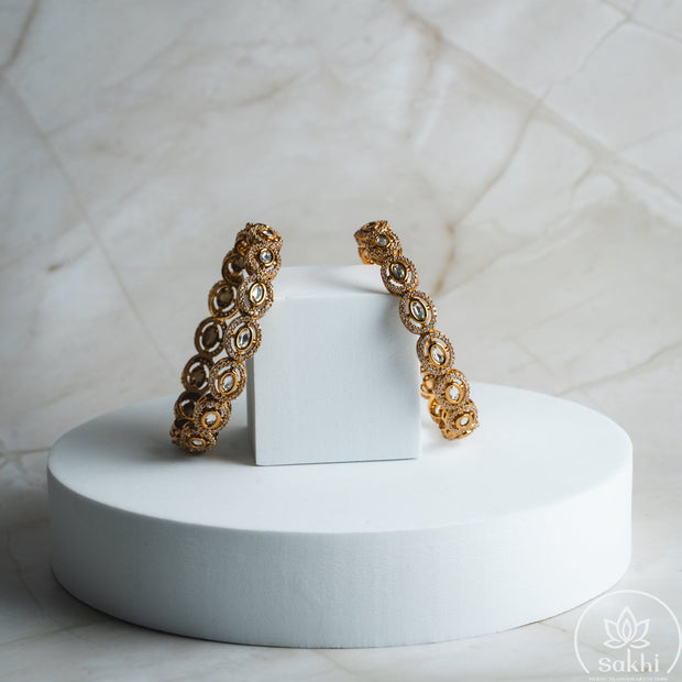 Oval Motif Kundan Bangles (Set of 2)