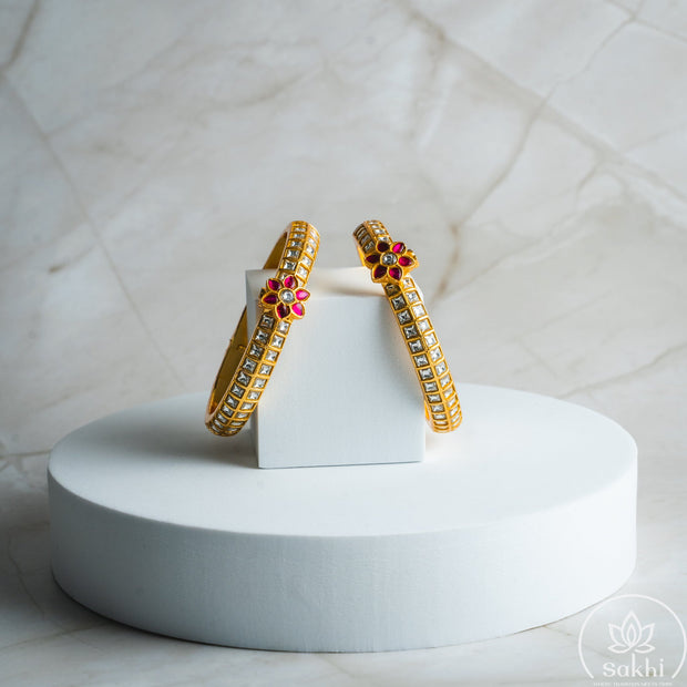 White Jadau Kundan Brass Bangles (Set of 2)