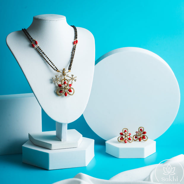 Coral Blossom Black Beads Necklace Set