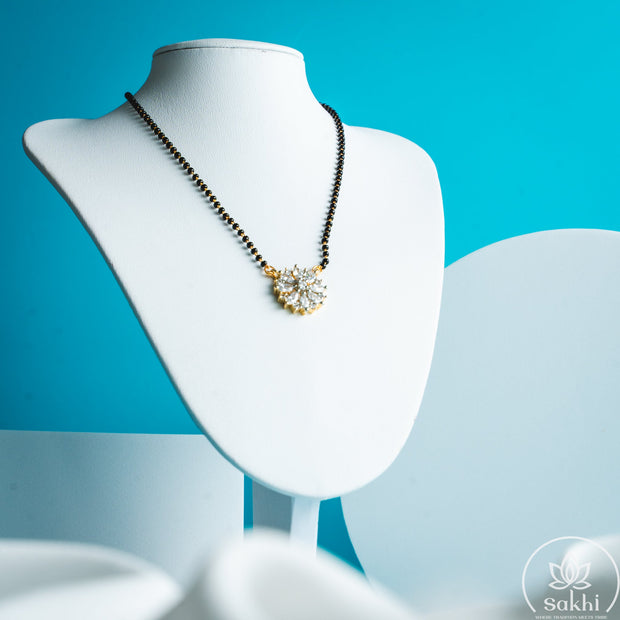 Starburst Radiance Black Beads Necklace