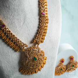 Kasu and Emerald Necklace Set