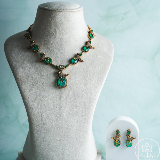 Parrot Green Stone Necklace Set