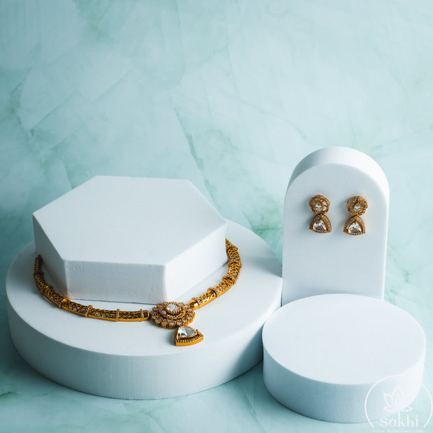 Elegant Stone Necklace Set (White)