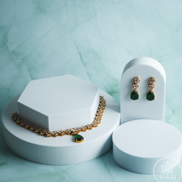 Elegant Emerald Leaf CZ Necklace Set