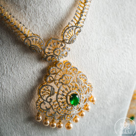 Diamond look-alike Necklace Set
