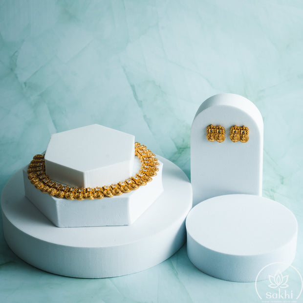 Lakshmi Kasu Necklace Set