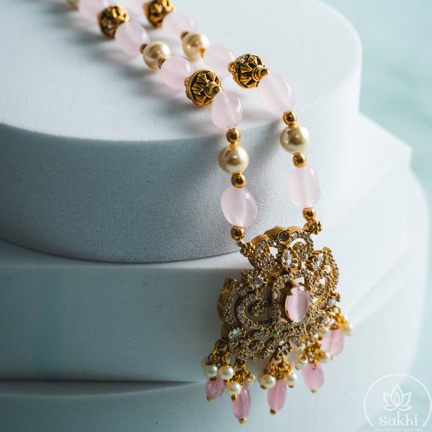Beads Pendant Necklace (Pink)