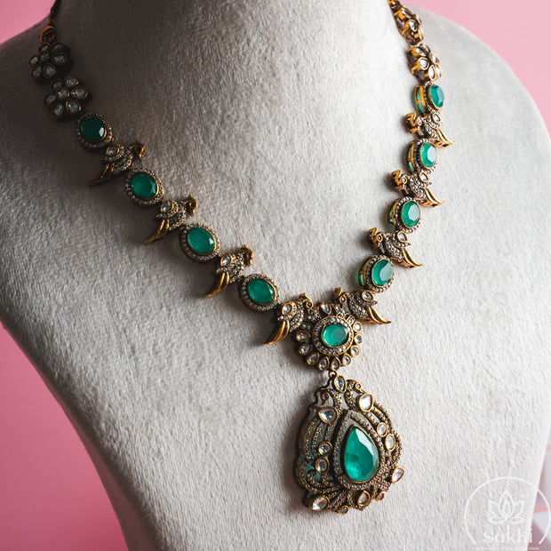 Parrot Victorian Necklace Set