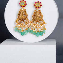 Gold-Polish Lakshmi Choker Necklace Set with Green Beads and Kundan