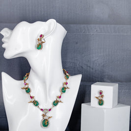 Gold-Polish Necklace Set with Green Stones and Bird Motifs