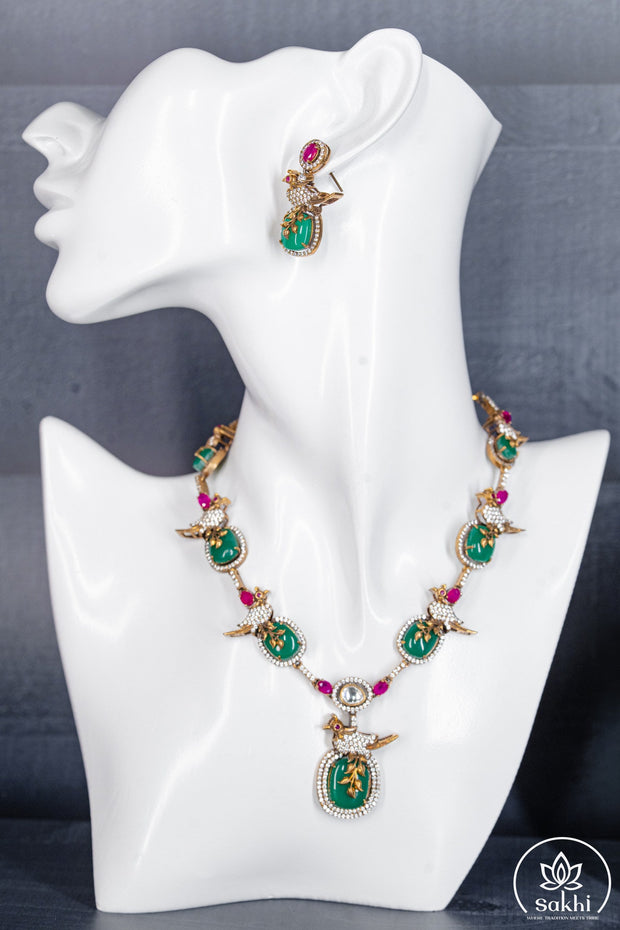 Gold-Polish Necklace Set with Green Stones and Bird Motifs