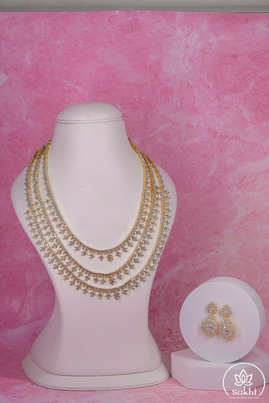 Elegant Layered Diamond Finish Necklace Set