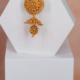Traditional Gold Tone Ball Necklace Set