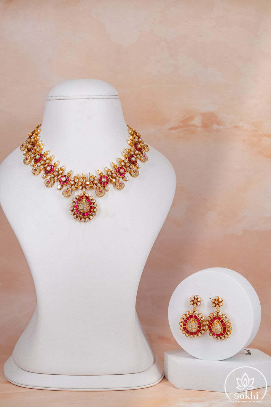 Traditional Jadau Kundan Necklace Set