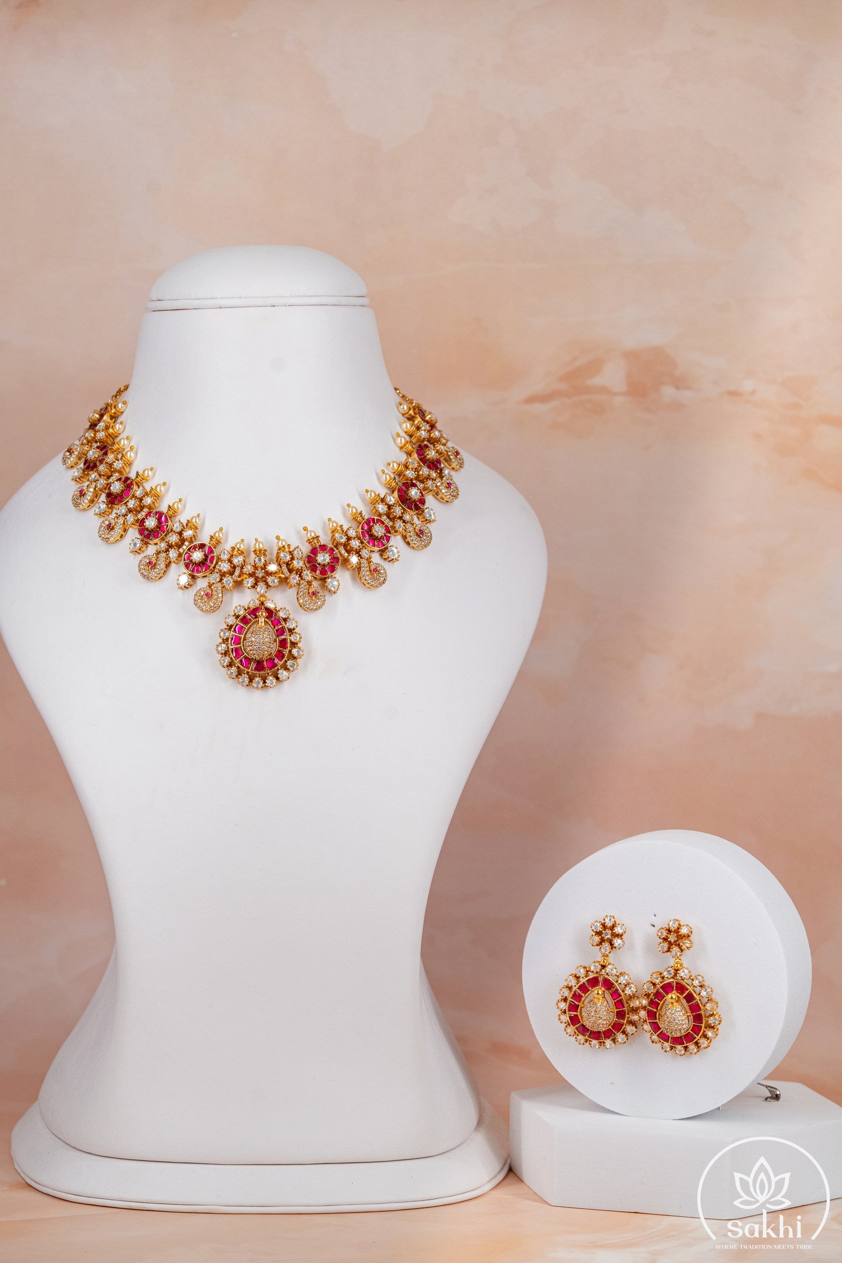 Traditional Jadau Kundan Necklace Set