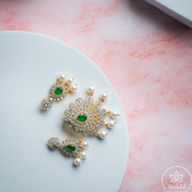 Emerald Diamond Pendant Set 1