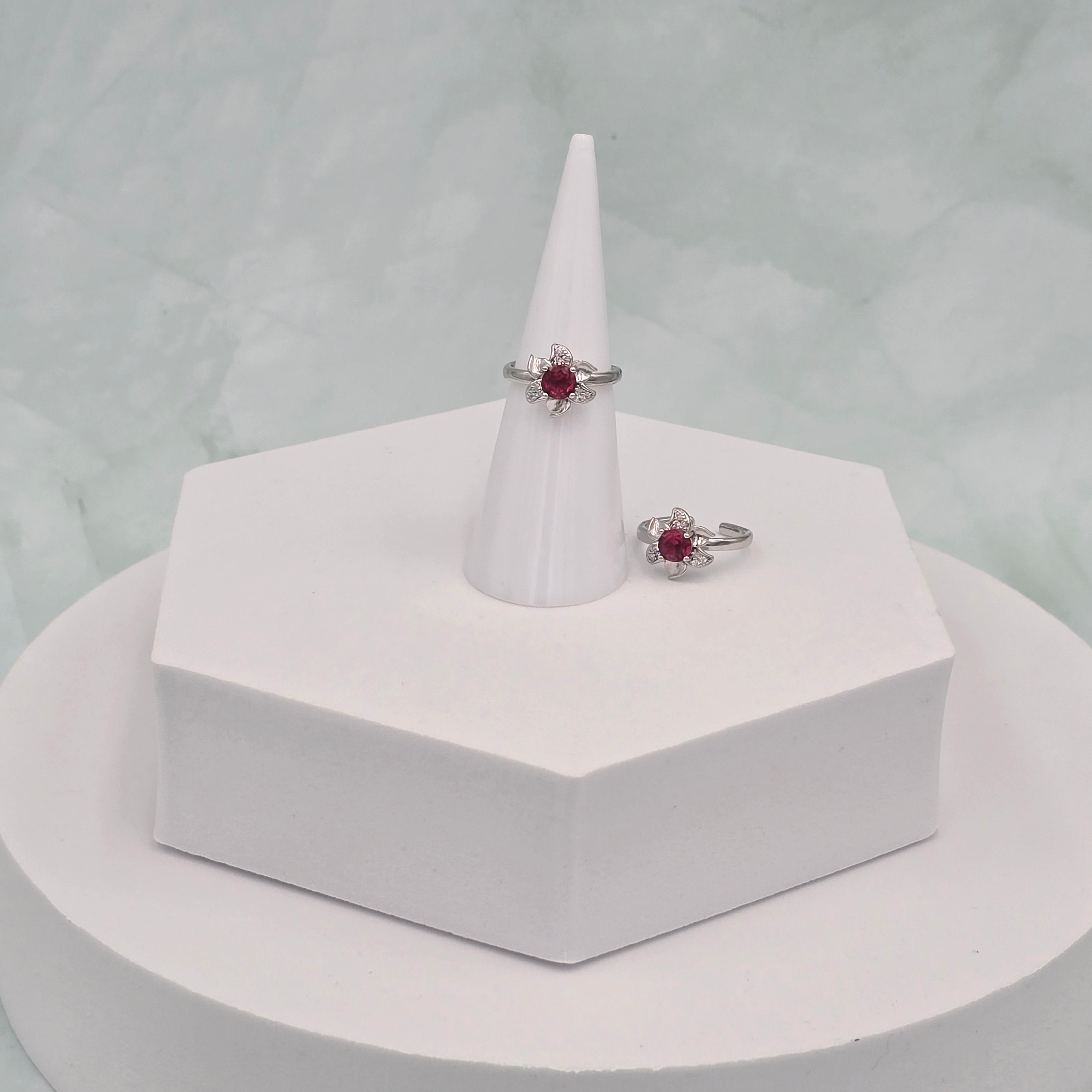 Floral Glow 92.5 Sterling Silver Toe Ring