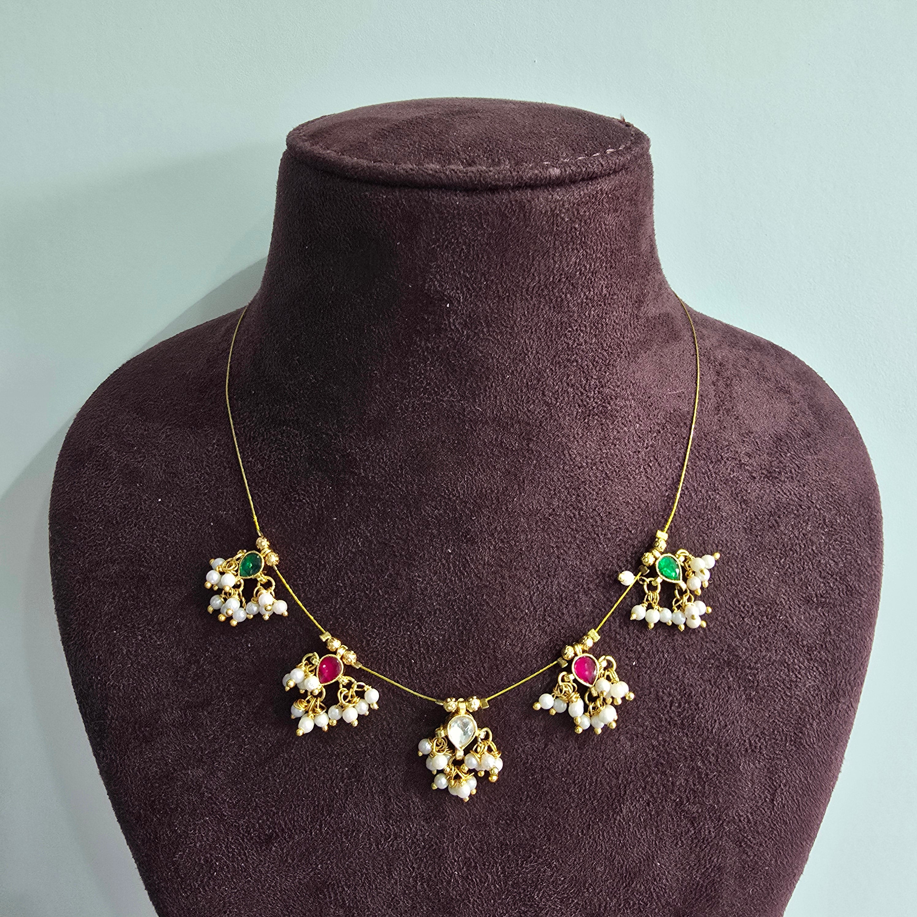 Charms Invisible Necklace Set