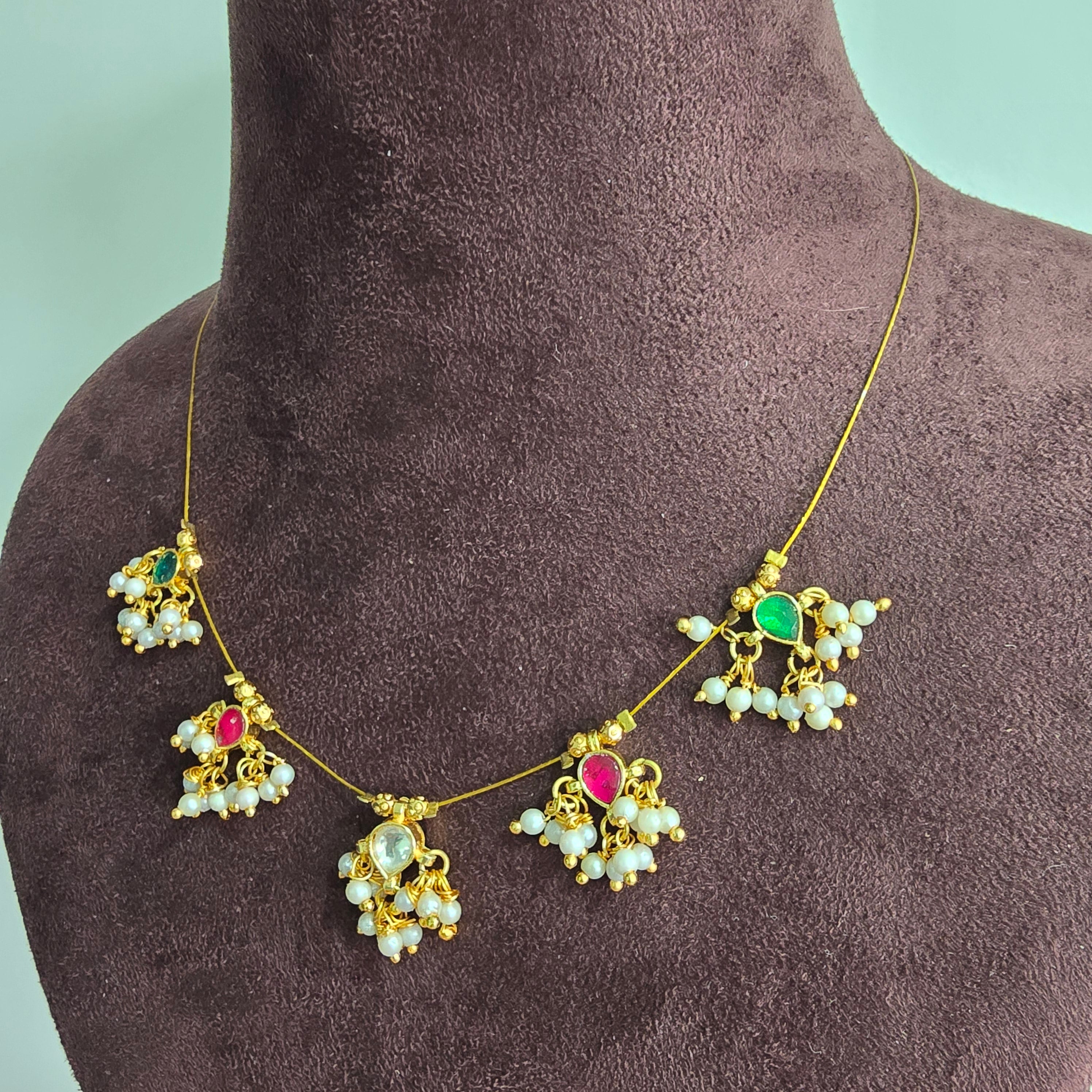 Charms Invisible Necklace Set