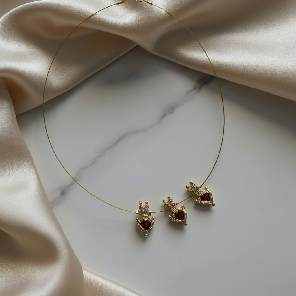 Palakka Pendant Invisible Necklace